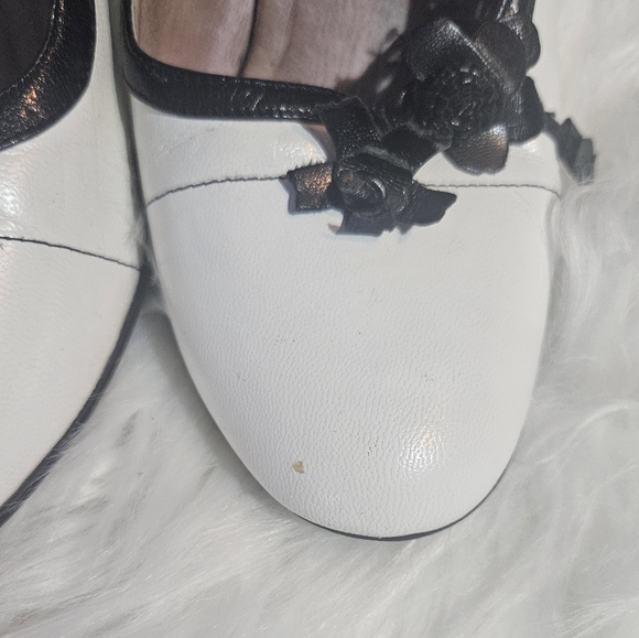 Vintage N.Y.L.A. Heels - Picture 4 of 14